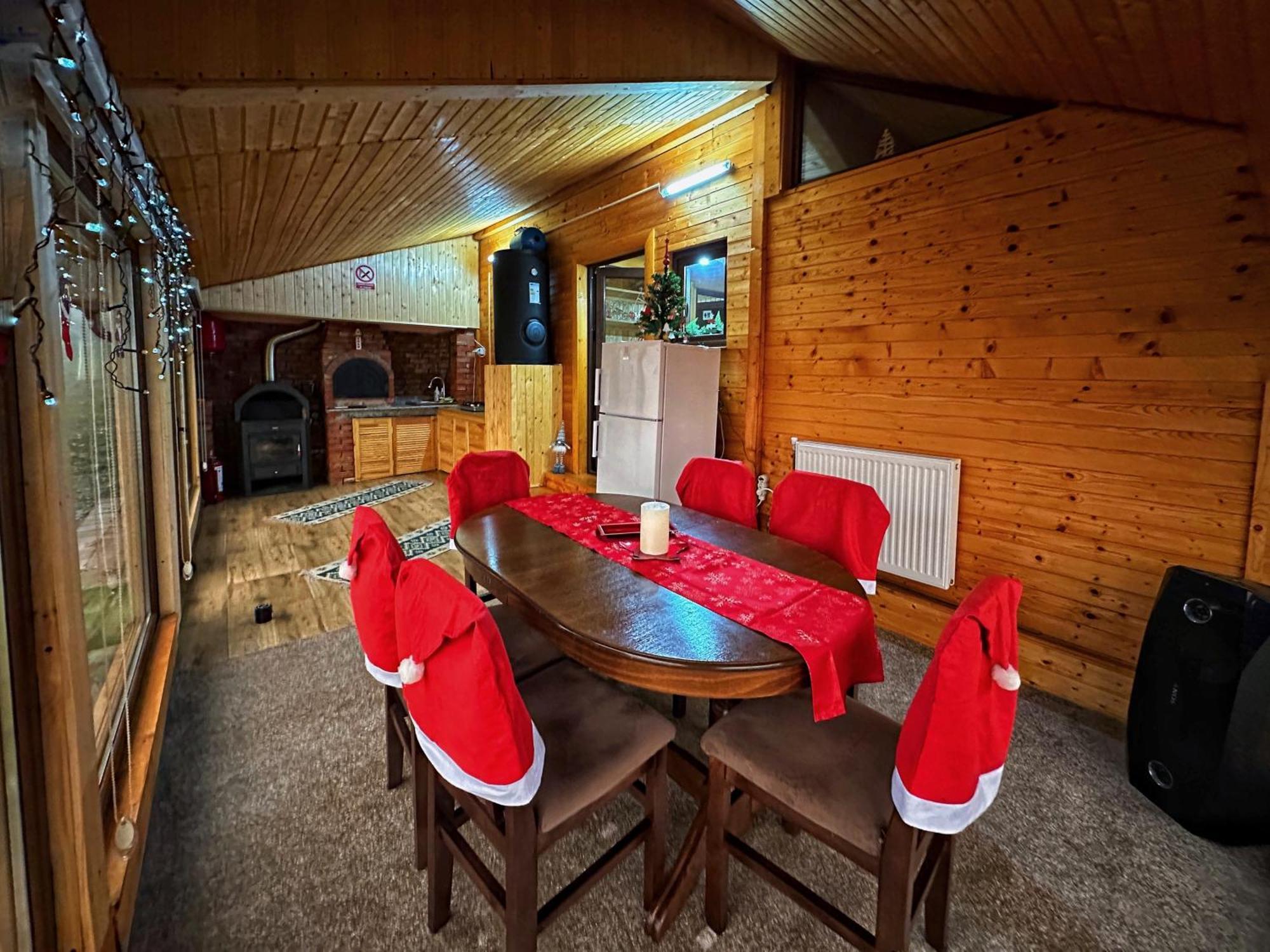 Willa Casuta Din Stejari-Transalpina Novaci-Străini Zewnętrze zdjęcie